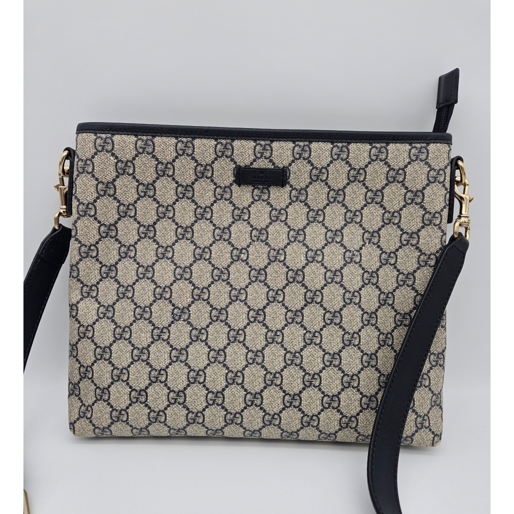 Authentic Gucci Supreme Navy Blue 4352m